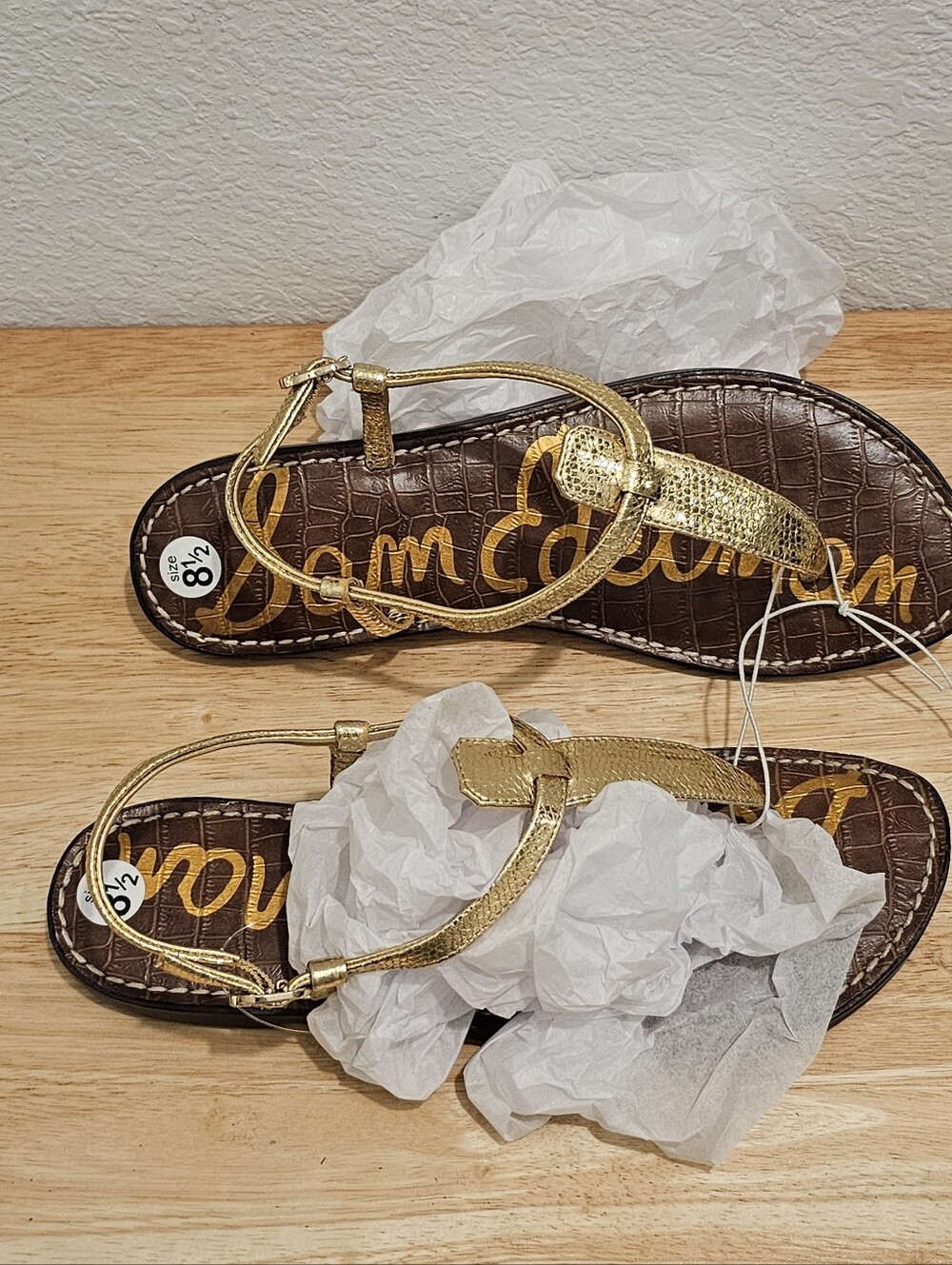 NWOT Sam Edelman Gigi Metallic Gold Thong Sandals - Size 8.5